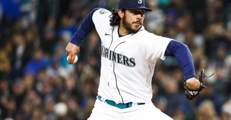 Andrés Muñoz es uno de los lanzadores que tira arriba de las 100 millas