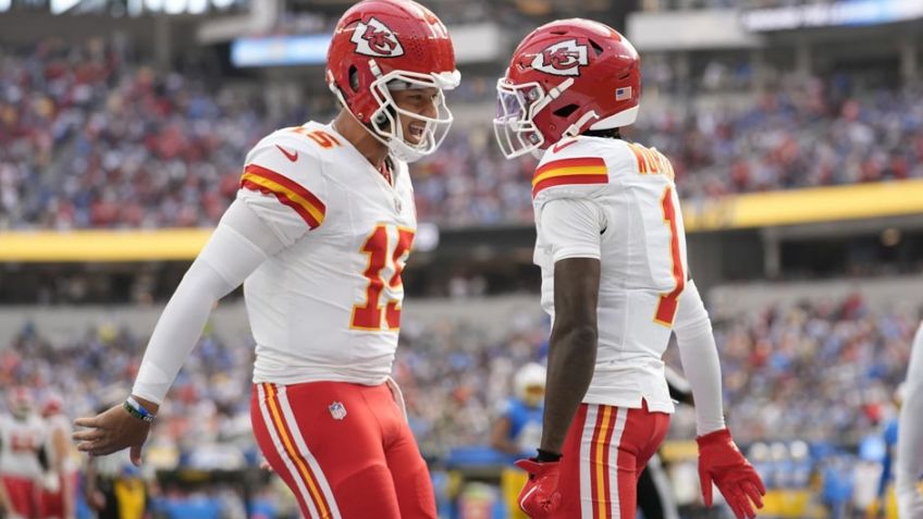 NFL: Mahomes y Kelce encabezan la remontada de los Chiefs ante los Chargers