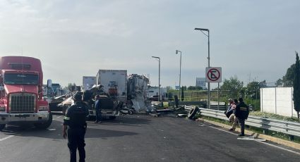 Fatal Accidente: Conductor muere prensado tras choque en el Circuito Exterior Mexiquense