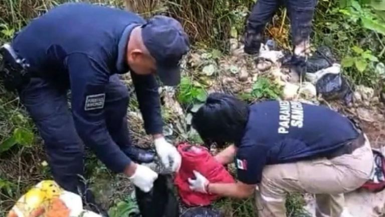 Dos personas en rescate de Antonella