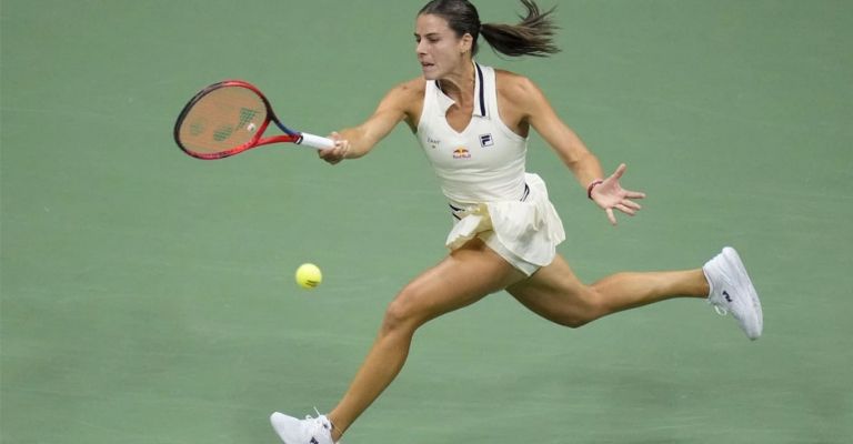 Navarro no pudo ante la mayor experiencia de Aryna