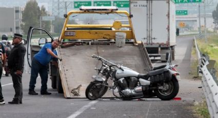 Militar muere despedazado por tráiler en la carretera México-Pachuca; el chofer escapó