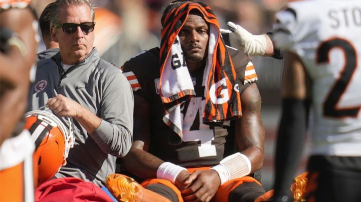 Deshaun Watson se vuelve a lesionar el tendón de Aquiles, se perdería todo el 2025