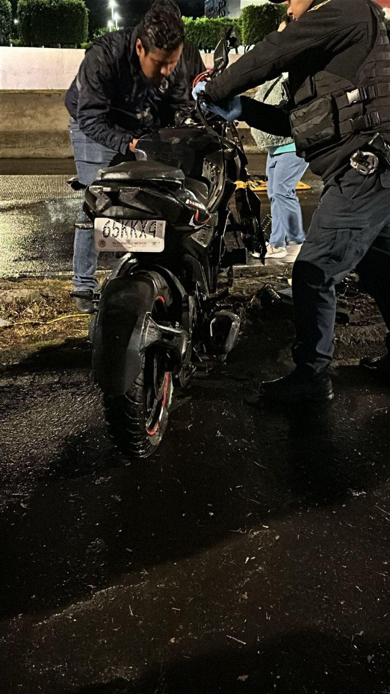 Accidente en Coyoacán, foto: @Enrique_LunaP