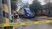 Foto ilustrativa de la nota titulada FOTOS: Motociclista muere aplastado por tráiler sobre calzada Vallejo, en CDMX
