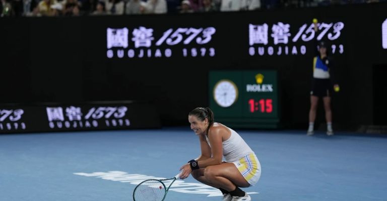 Burrage le dio pelea a la norteamericana