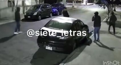 VIDEO: Joven sufre brutal asalto en Azcapotzalco; delincuentes le dieron una golpiza