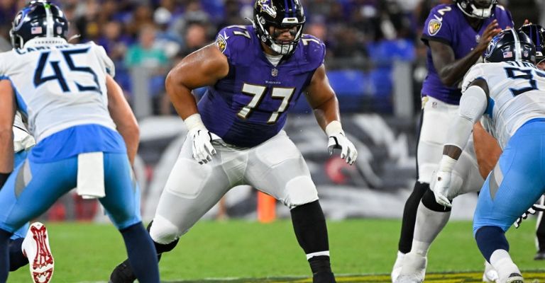 Faalele ha brillado en la línea de los Ravens