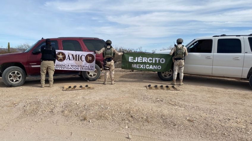 Aseguran tres vehículos y municiones al norte de Sonora; criminales lograron escapar