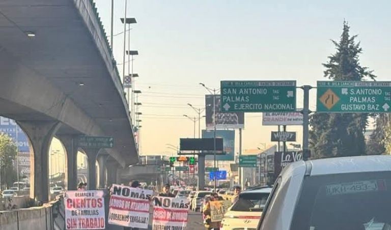 Bloqueo en Periférico Norte