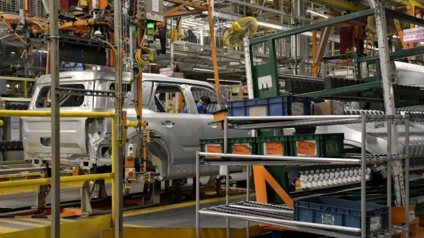 Javier Lamarque buscará que se instale en Cajeme planta de producción de autos eléctricos