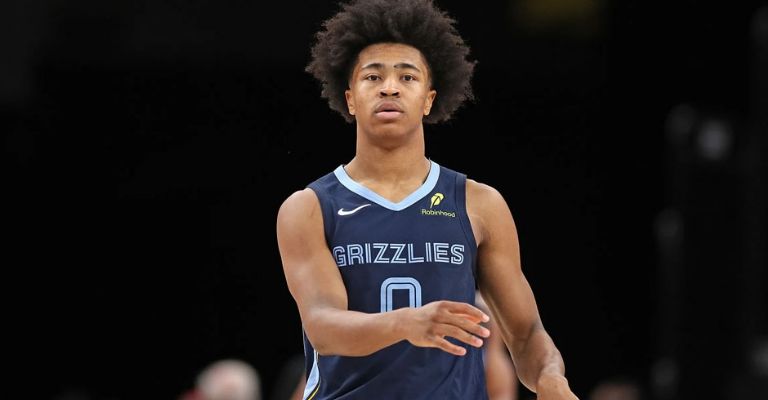 Wells brilla con Memphis