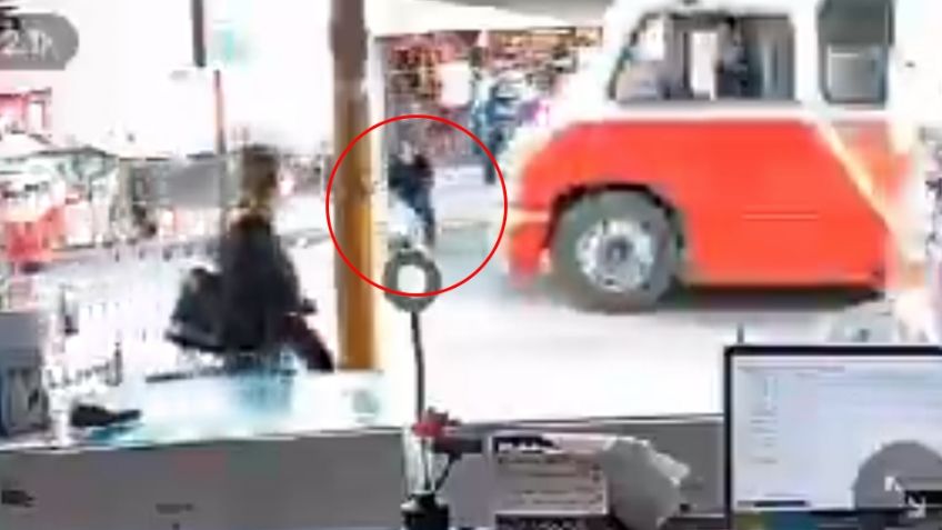 FUERTES IMÁGENES: Camión atropella a niño en el Centro de Hermosillo; lo reportan delicado