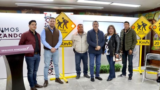 Ciudad Obregón: Javier Lamarque entrega señalamientos viales a escuelas primarias