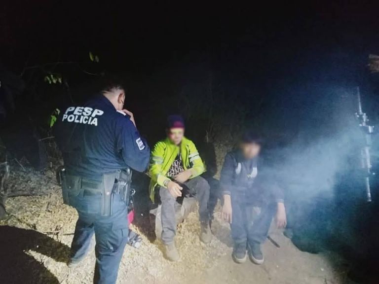 Rescatan a hombre perdido de payaso; se perdió en el FAOT 2025. Foto: Facebook