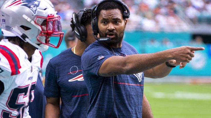 Los Patriots vencen a los Bills y después despiden al entrenador Jerod Mayo