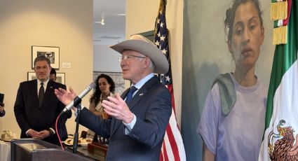 Ken Salazar se despide como embajador de EU en México con un llamado a la cooperación