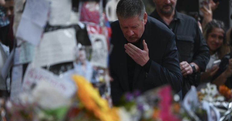 Acusado en muerte de Liam Payne se entrega a la Policía