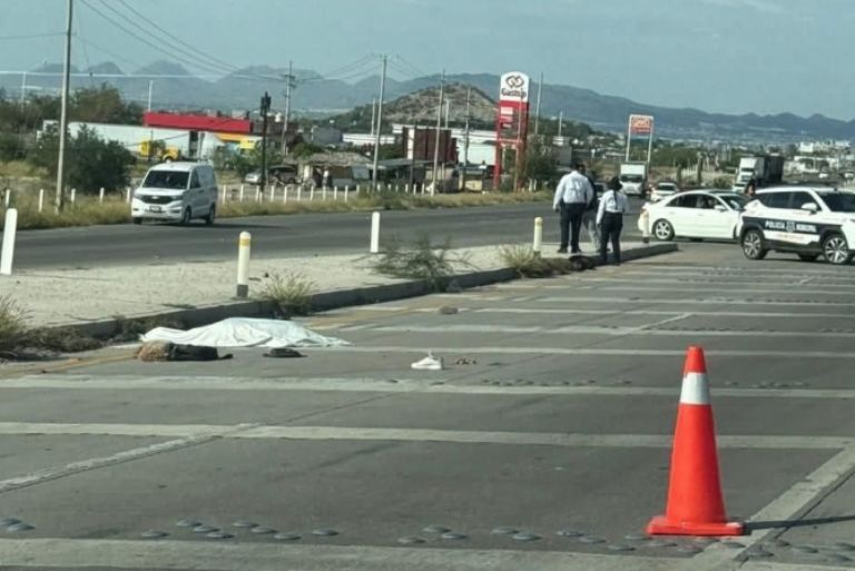 El cuerpo de la víctima fue cubierto con una sábana blanca