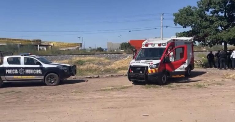 Tragedia en Ciudad Obregón: Tren arrolla a mujer y provoca amputación de su pierna izquierda