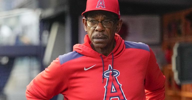 Washington fue cesado después no calificar al equipo