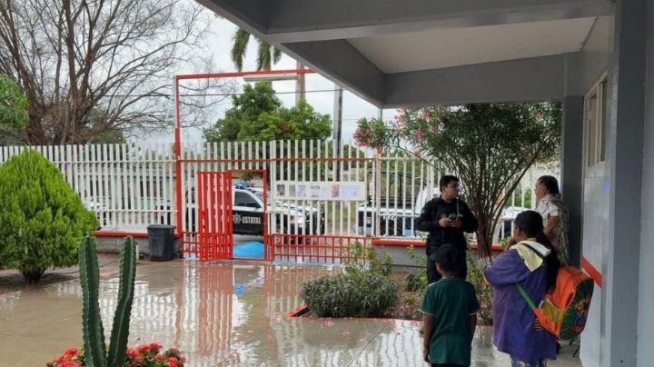 Evacuan a familias a albergues por intensas lluvias en Sonora; se atienden más de 70 reportes