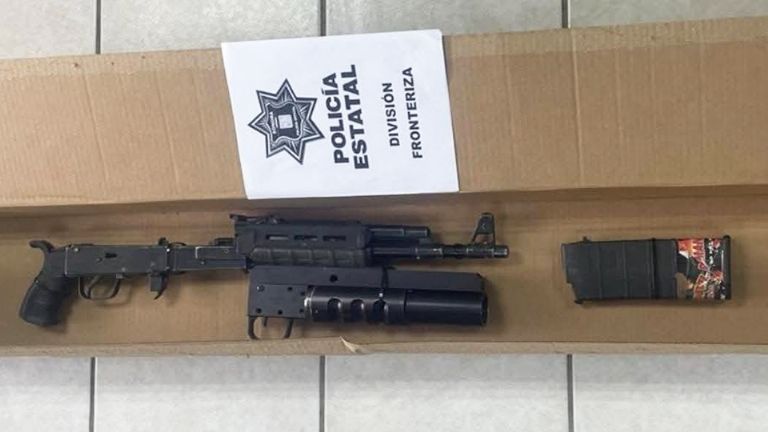 El arma de fuego decomisada por autoridades