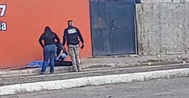 Con tiro de gracia dan muerte a sujeto de 30 años en Urbi Villa del Real