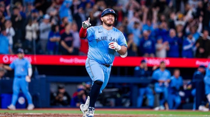 Mexicano Kirk contribuye con jonrón al despertar de Toronto en la SCLA