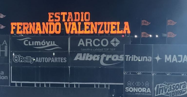 TRIBUNA está presente
