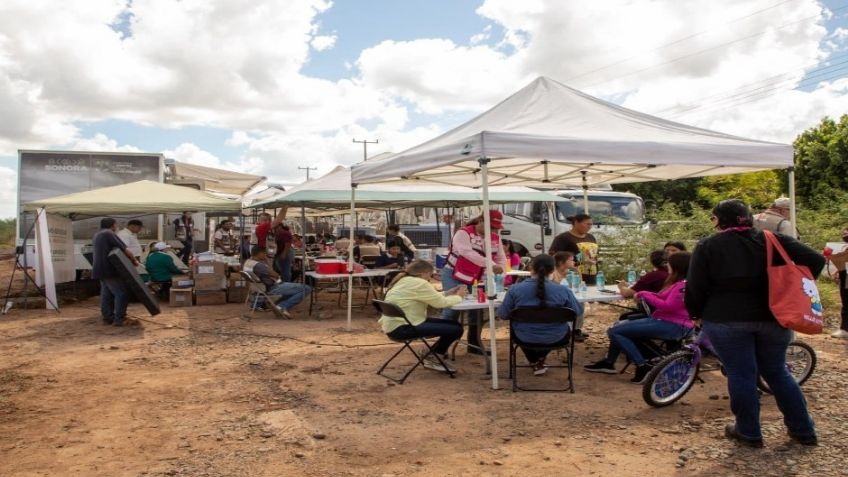 Llevan jornada de salud y atención médica a familias afectadas por 'Raymond' en Estación Oroz