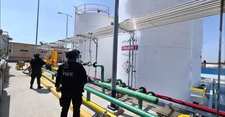 Conoce todo sobre el decomiso de huachicol en Silao. Foto: Internet