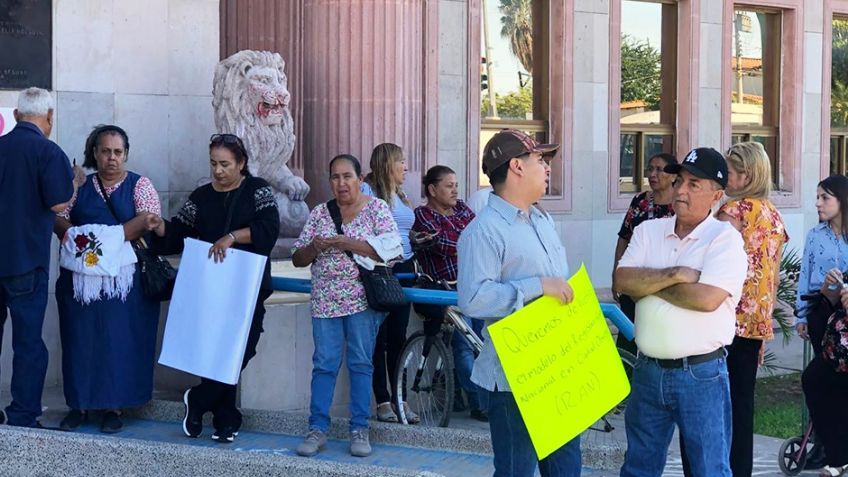 Ejidatarios protestan por cierre del módulo del RAN en Ciudad Obregón; Lamarque interviene