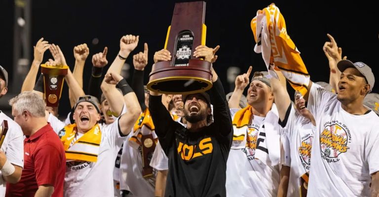 Vitello llevó al título a los Volunters