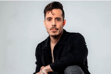 José Madero olvida parte de 'Cielito Lindo' y desata críticas durante show de Christian Nodal (VIDEO)