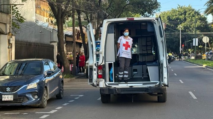 Menor le dispara a su madre y hermano en CDMX, porque le quitaron el celular como castigo