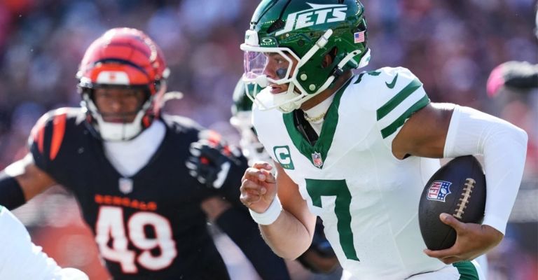 Fields tuvo un buen desempeño ante Cincinnati