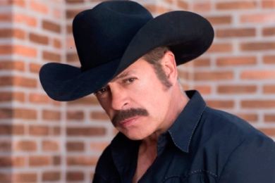 (VIDEO) Campesinos bloquean carreteras en Guanajuato y Sergio Goyri los llama "infelices"