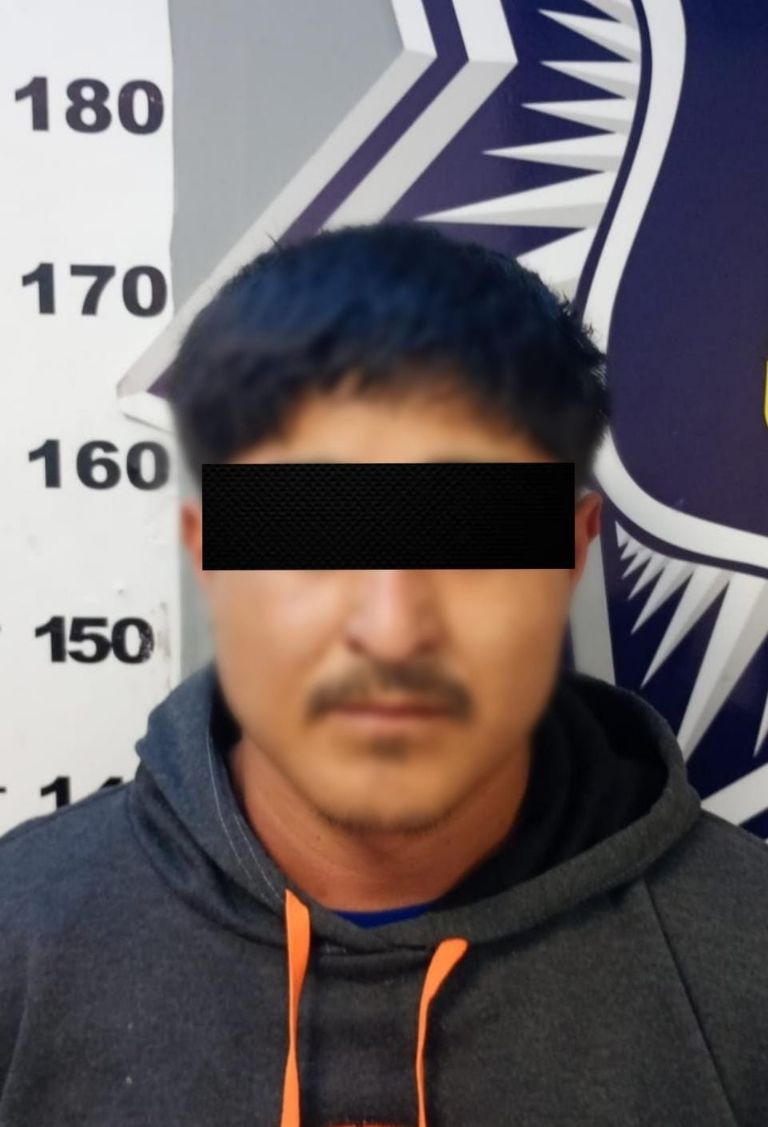 El detenido fue identificado como Carlos I. 'N' de 26 años de edad.