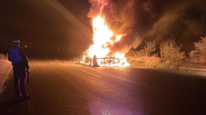 Mañana violenta en Zacatecas: IMÁGENES muestran bloqueos carreteros y quema de vehículos