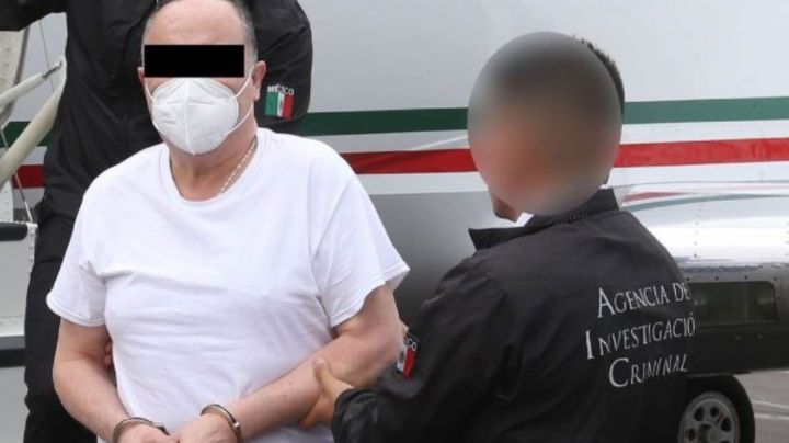 Trasladan al exgobernador de Chihuahua César Duarte para comparecer ante la FGR en CDMX