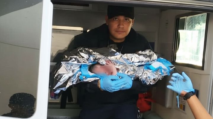 Nace bebé a bordo de patrulla en Hermosillo; policías asistieron a la madre en el parto