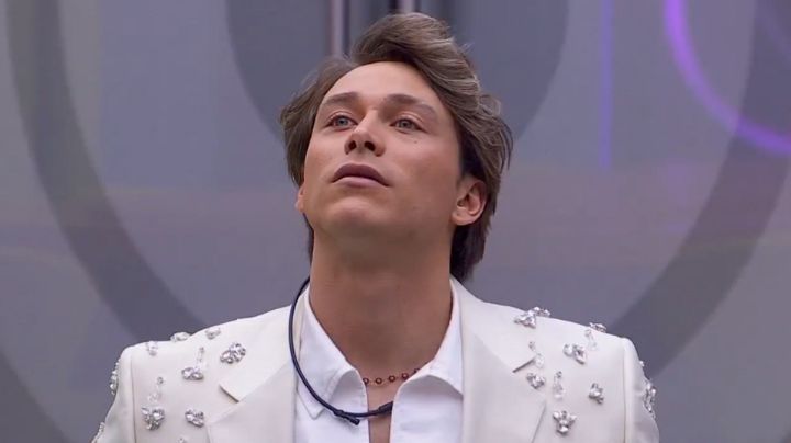 Aldo de Nigris sería captado en VIDEO al estar "pasado de copas" durante show de Los Recoditos