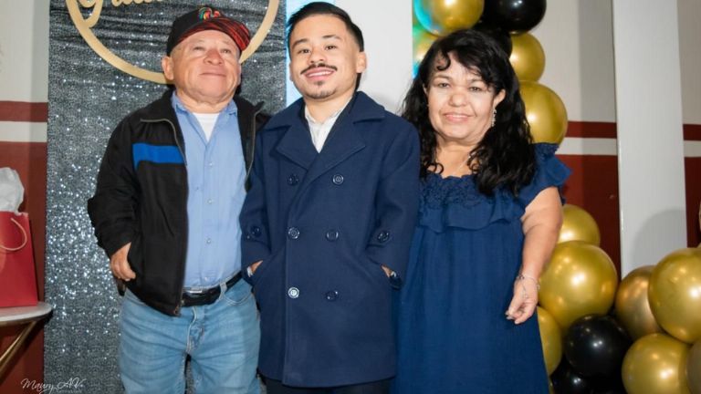 Abelito y sus padres