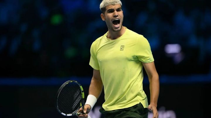 Alcaraz vence a Fritz y está a un triunfo de finalizar el año como número 1