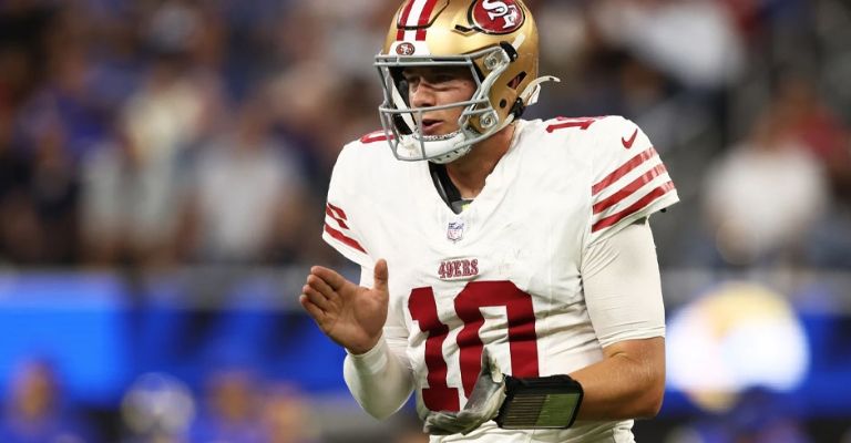 Mac Jones ha cumplido con su labor de suplente