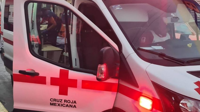 Ciudad Obregón: Motociclista se pasa un alto y se impacta contra camioneta en la colonia Fovissste 1