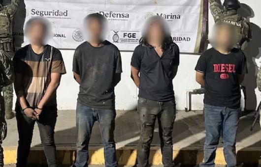 Marina detiene a siete miembros de la Mayiza y les asegura arsenal a las afueras de Culiacán