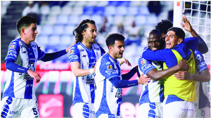 Los Tuzos del Pachuca aplastan a los Pumas y los eliminan del repechaje