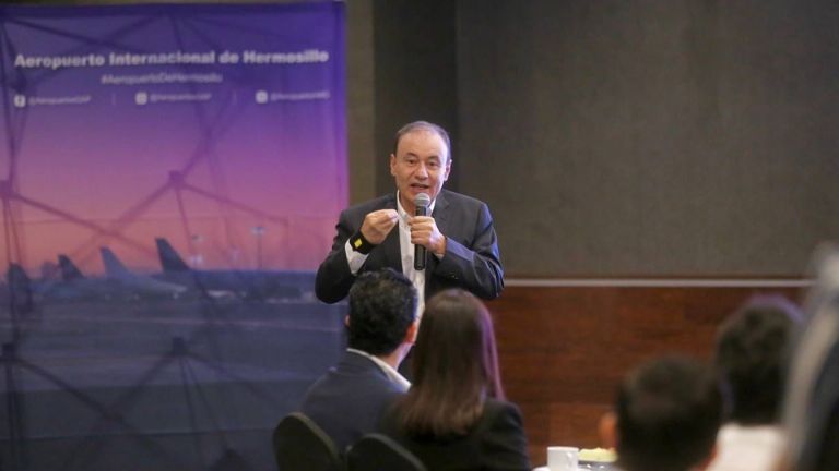 Gobernador Durazo concreta nueva ruta aérea Hermosillo-Mazatlán